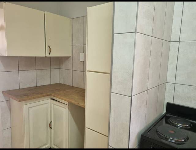 2 BEDROOM TOWNHOUSE FOR SALE IN GHOLFSIG